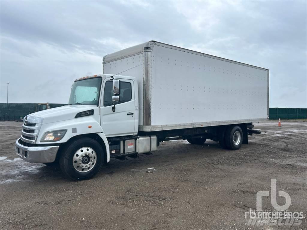 Hino 268 Изотермический фургон