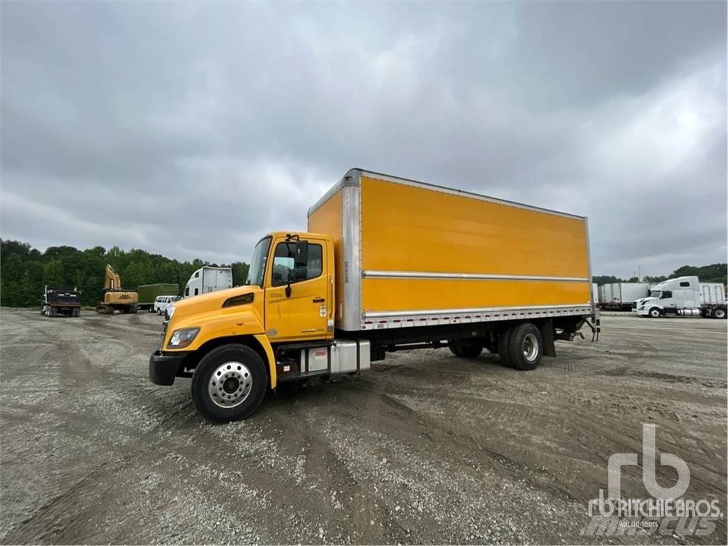 Hino 268 Изотермический фургон