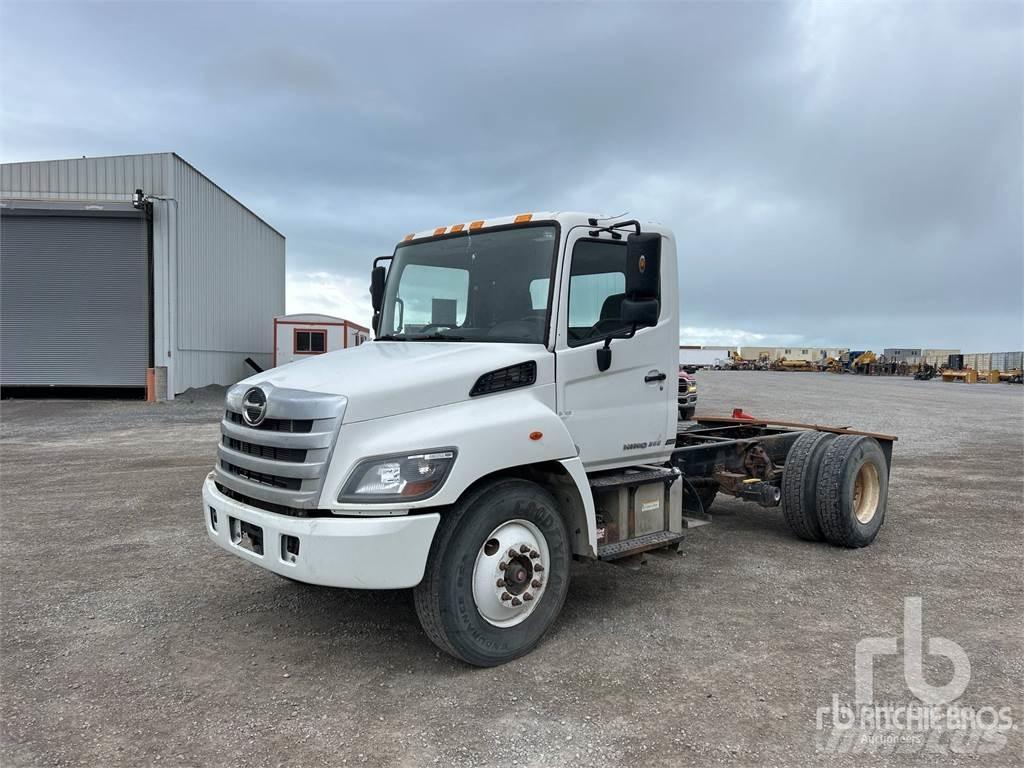 Hino 268 Шасси с кабиной