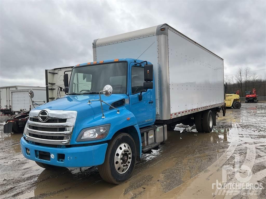Hino 338 Изотермический фургон