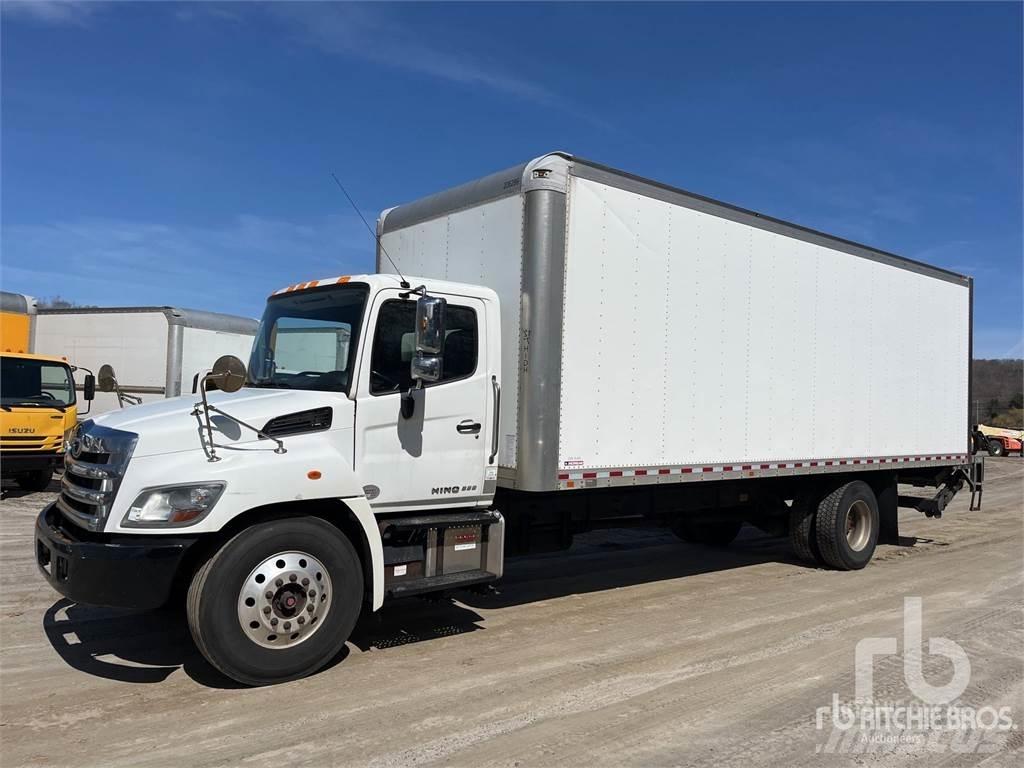 Hino 338 Изотермический фургон