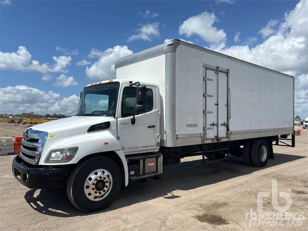 Hino 338 Изотермический фургон