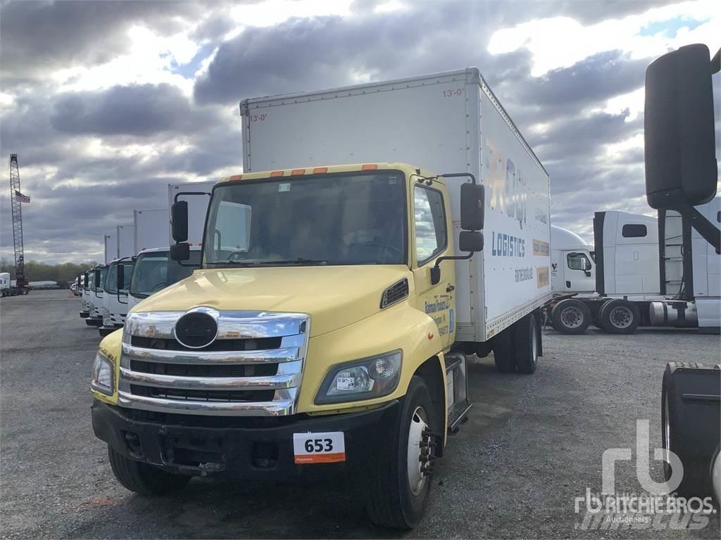 Hino 338 Изотермический фургон