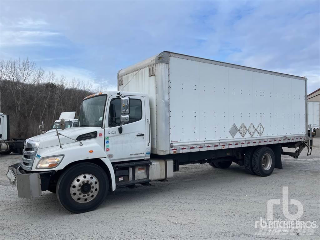 Hino 338 Изотермический фургон