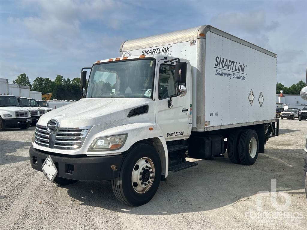 Hino 338 Изотермический фургон