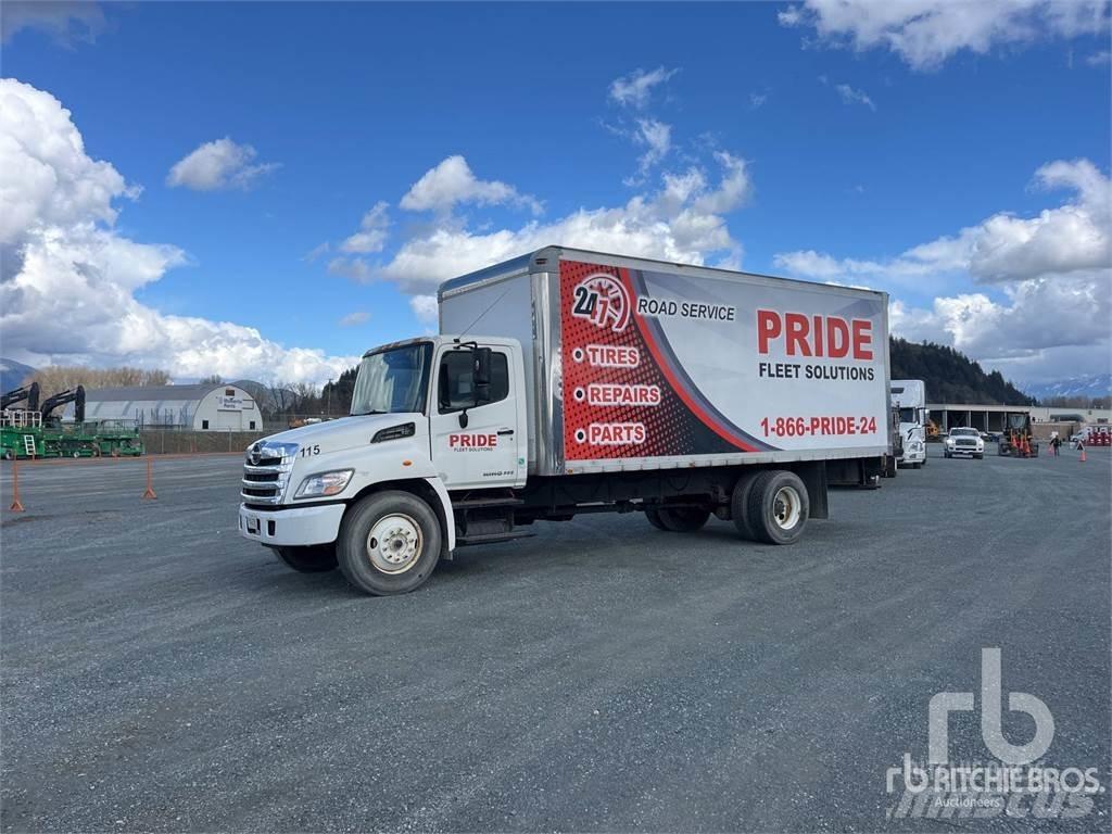 Hino 338 Изотермический фургон
