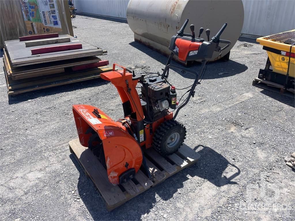 Husqvarna ST224 Снегоуборщики