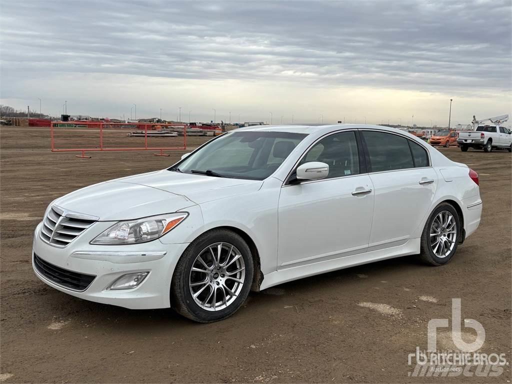 Hyundai GENESIS Легковые автомобили