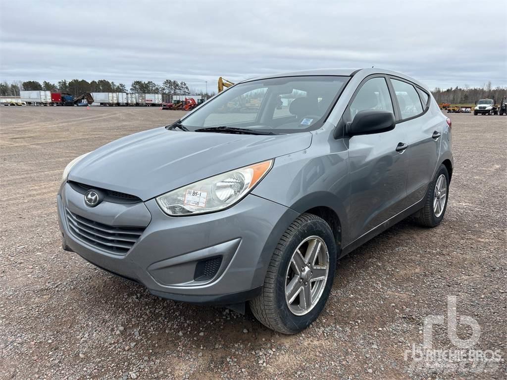 Hyundai TUCSON Бортовые фургоны