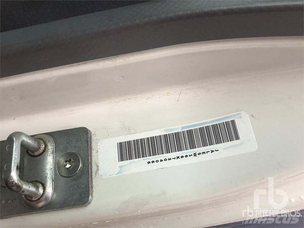 Isuzu NRR Фургоны-Рефрижераторы