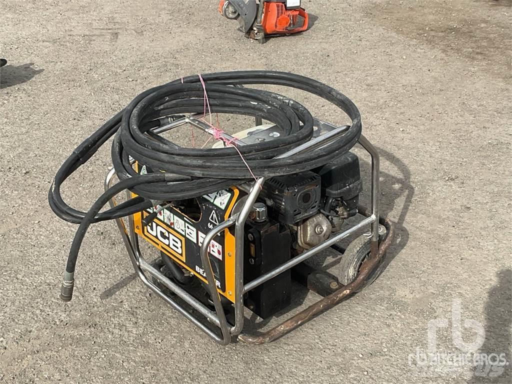 JCB BEAVER Низкорамные полуприцепы