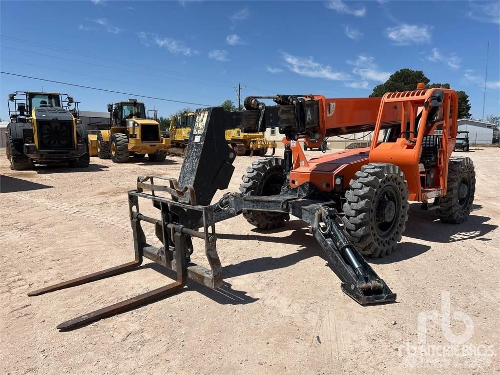 JLG 10054 Телескопические погрузчики