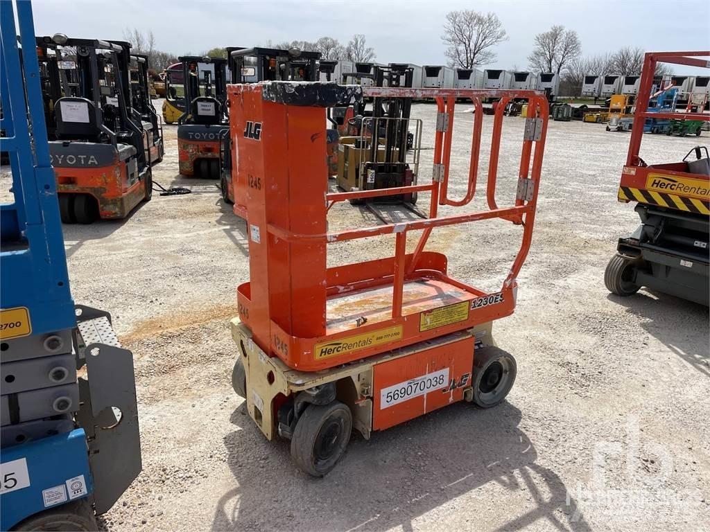 JLG 1230ES Коленчатые подъемники