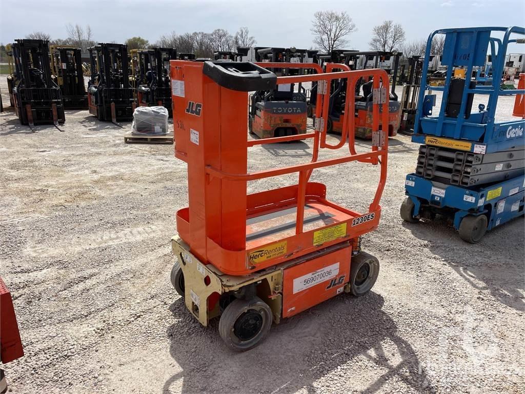 JLG 1230ES Коленчатые подъемники