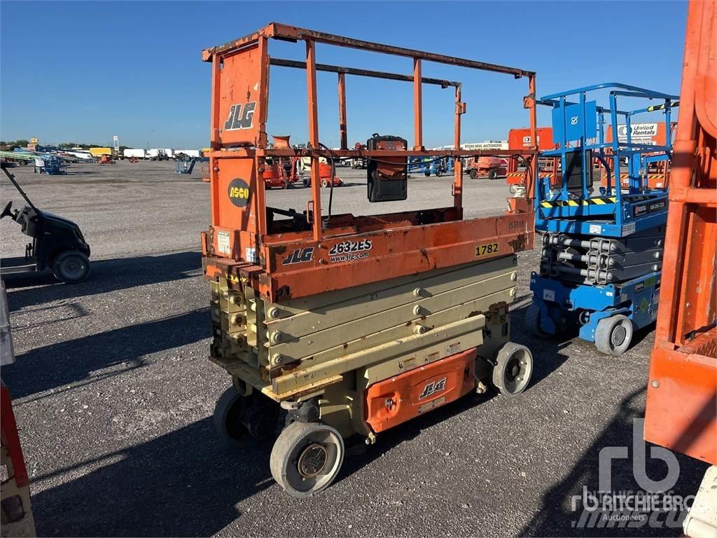 JLG 2632ES Ножничные подъемники