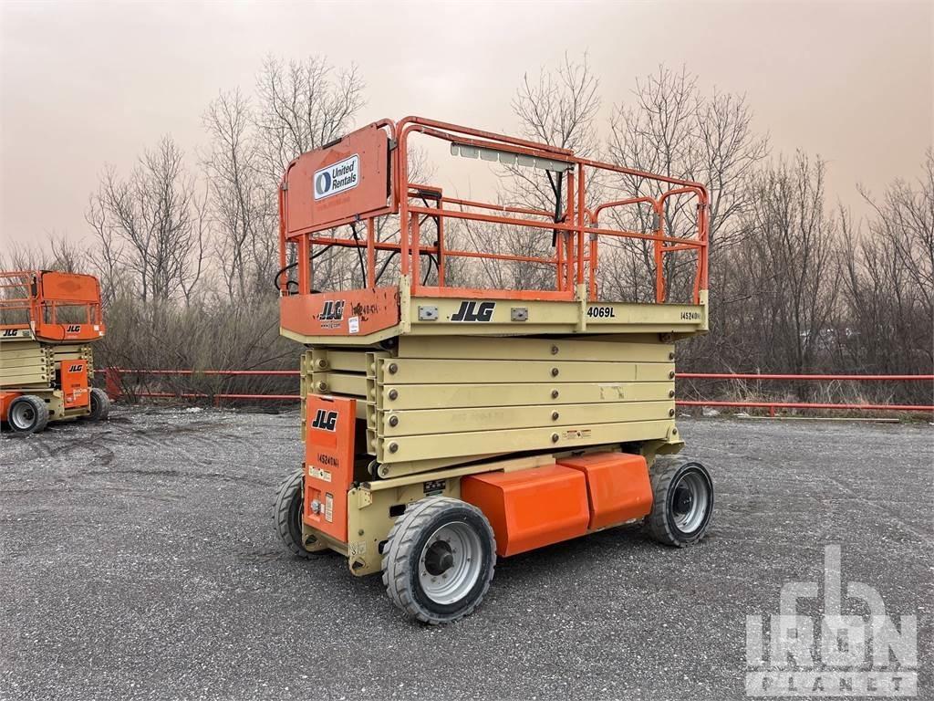 JLG 4069LE Ножничные подъемники
