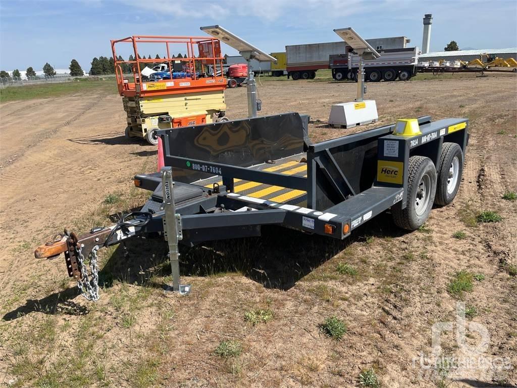 JLG 7614 Низкорамные прицепы