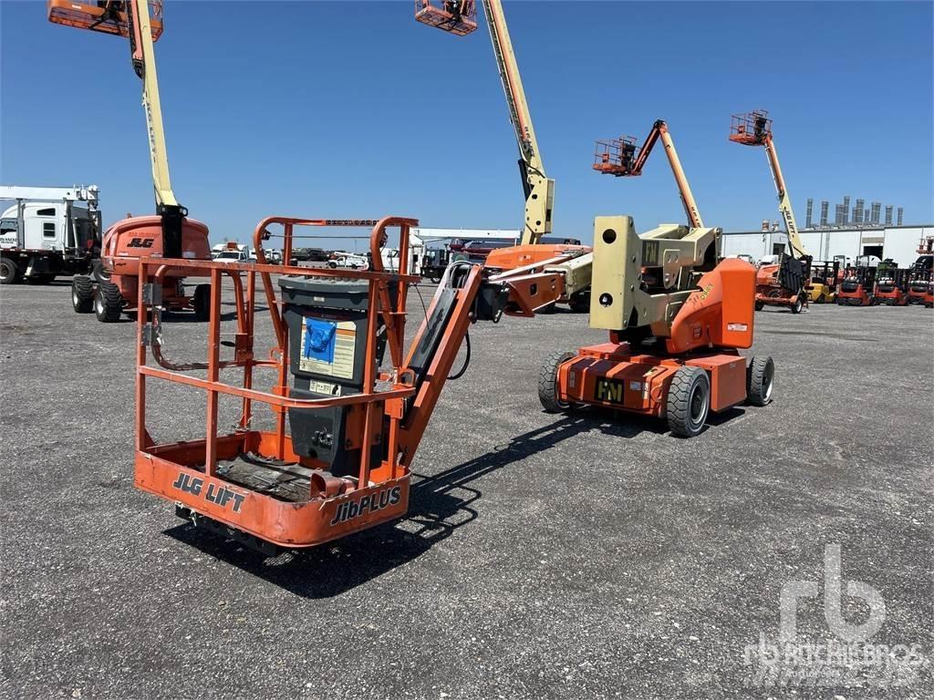 JLG E400AJPN Коленчатые подъемники