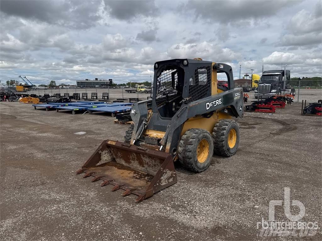 John Deere 326D Мини-погрузчики