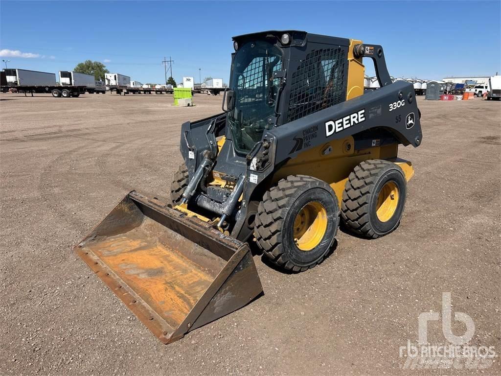 John Deere 330G Мини-погрузчики