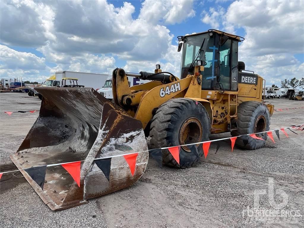 John Deere 644H Фронтальные погрузчики
