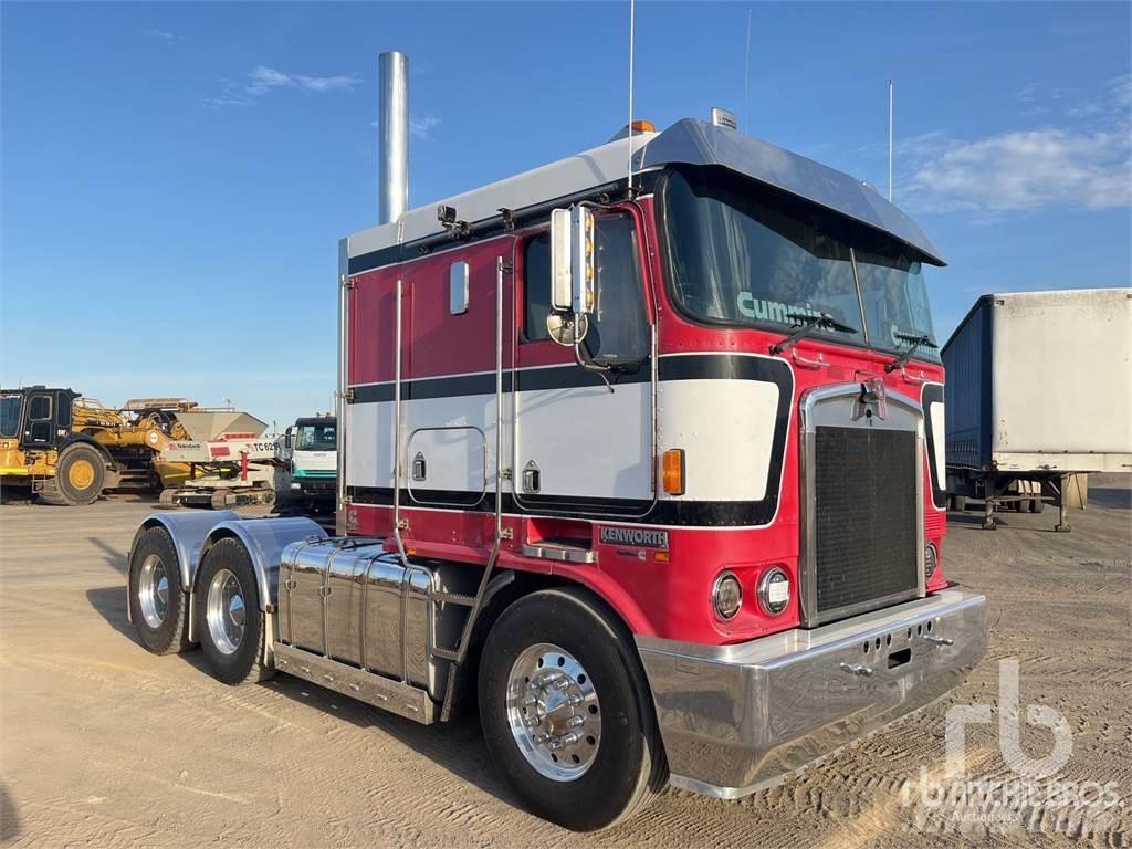 Kenworth K104 Седельные тягачи