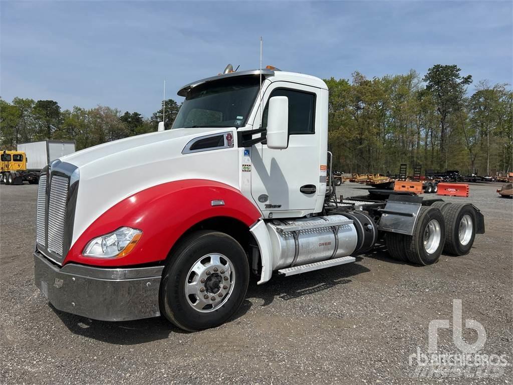 Kenworth T-680 Седельные тягачи