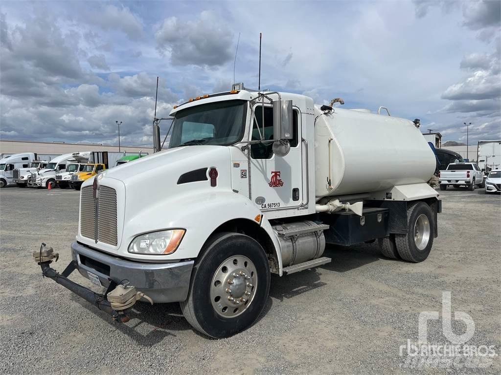 Kenworth T270 Поливочные машины