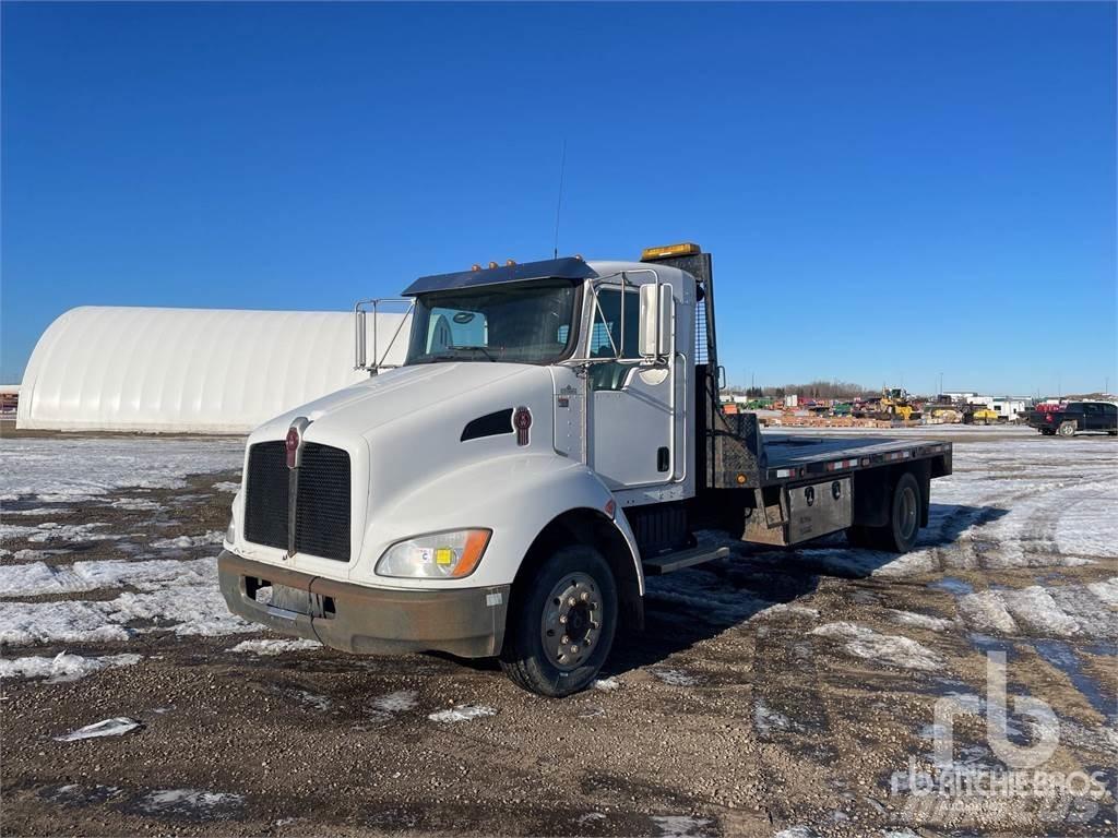 Kenworth T300 Грузовики-платформы/боковая разгрузка