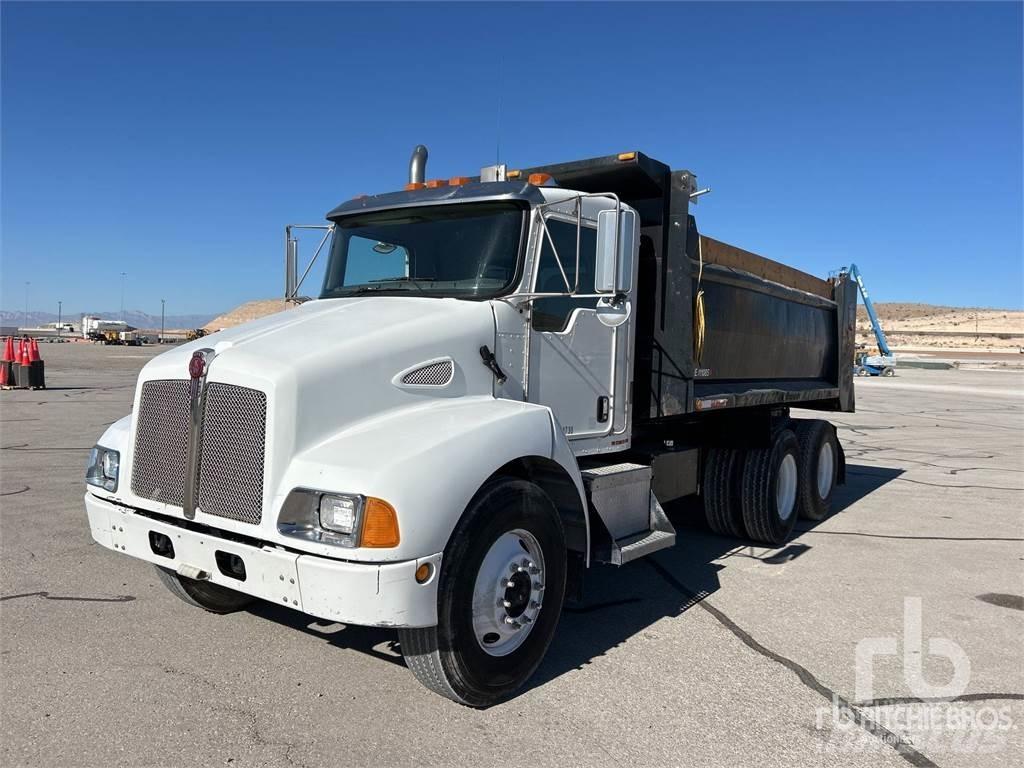 Kenworth T300 Грузовики-Самосвалы