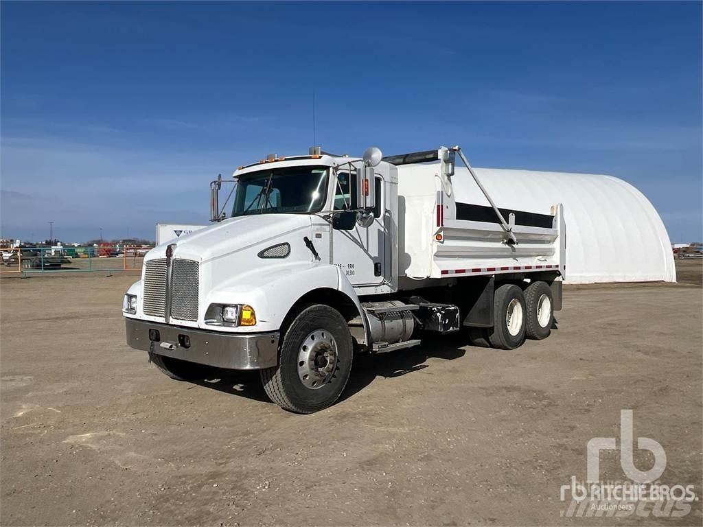 Kenworth T300 Грузовики-Самосвалы