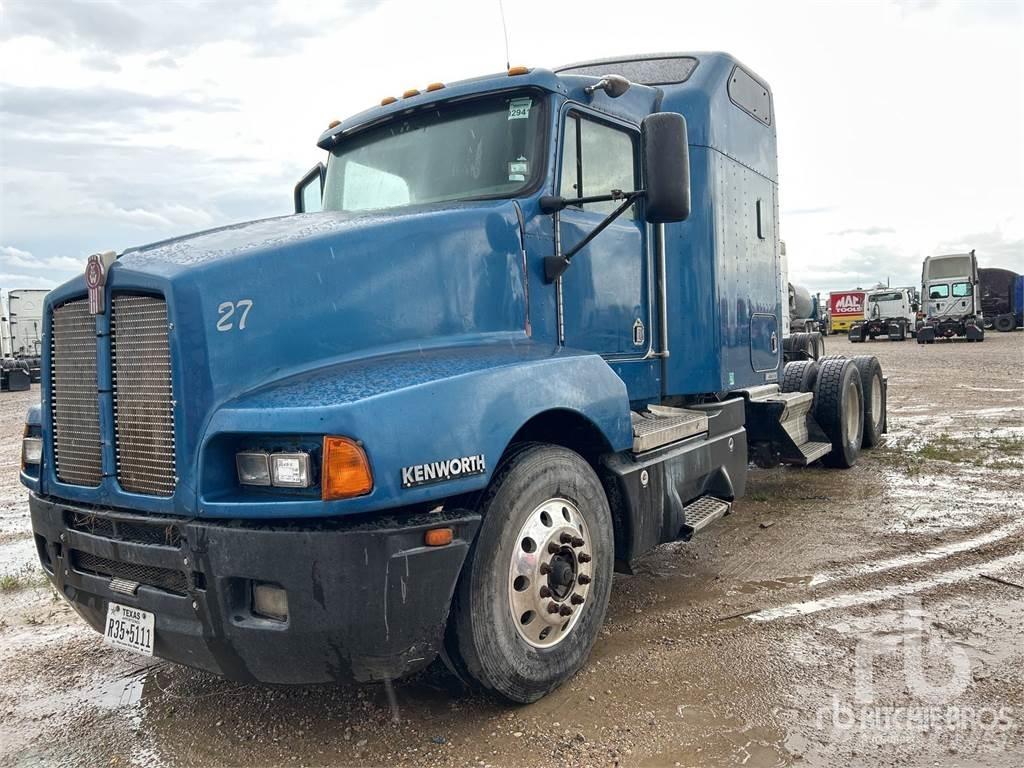 Kenworth T600 Седельные тягачи