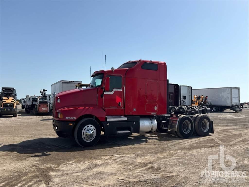 Kenworth T600 Седельные тягачи