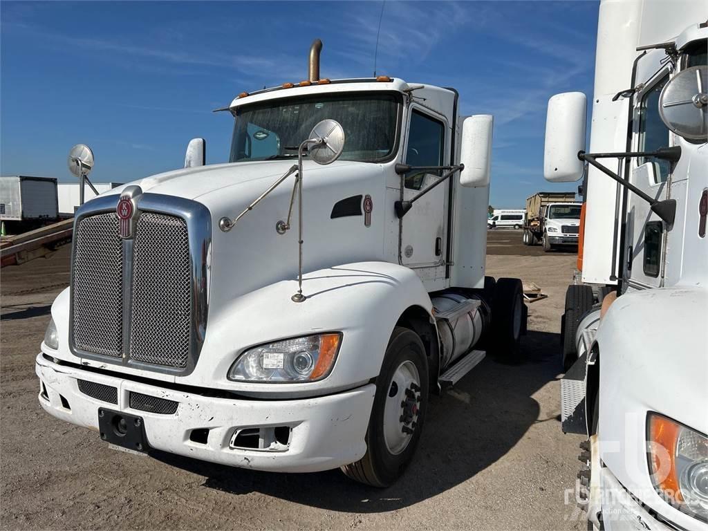 Kenworth T660 Седельные тягачи