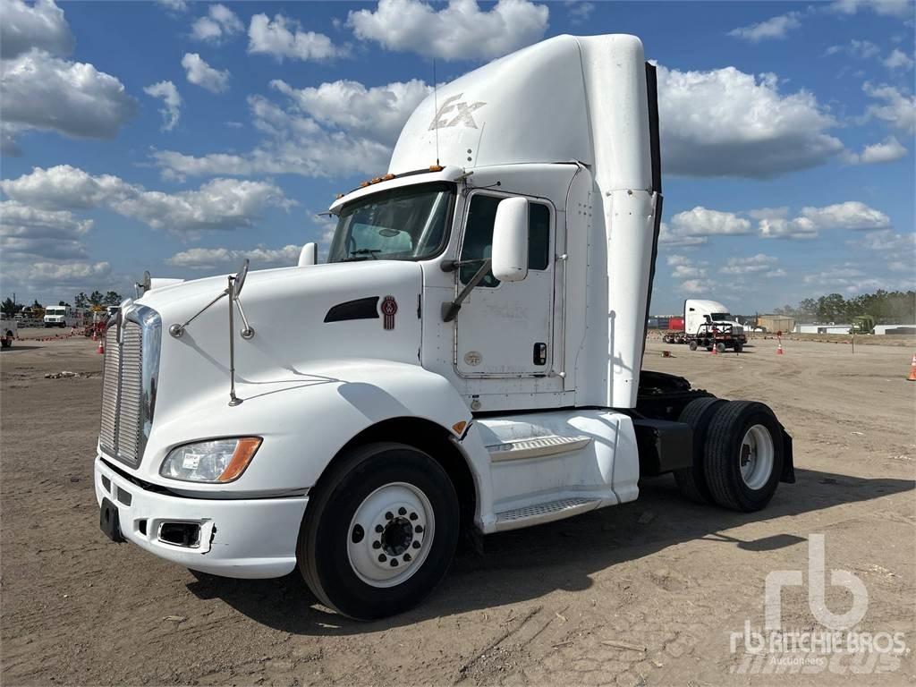 Kenworth T660 Седельные тягачи