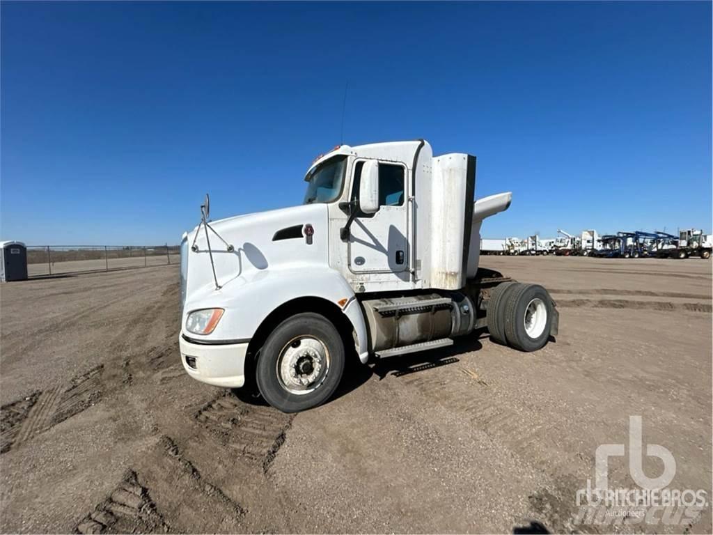 Kenworth T660 Седельные тягачи