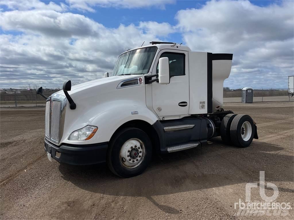 Kenworth T660 Седельные тягачи