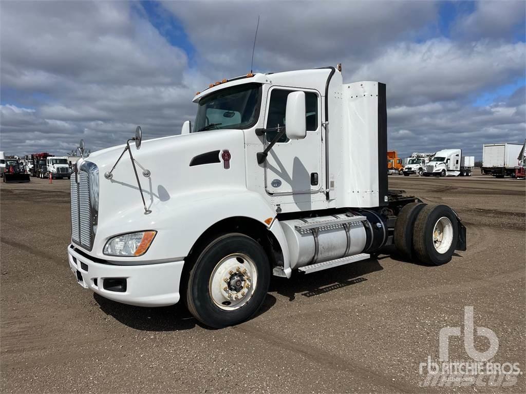 Kenworth T660 Седельные тягачи