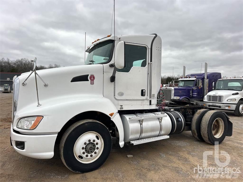 Kenworth T660 Седельные тягачи