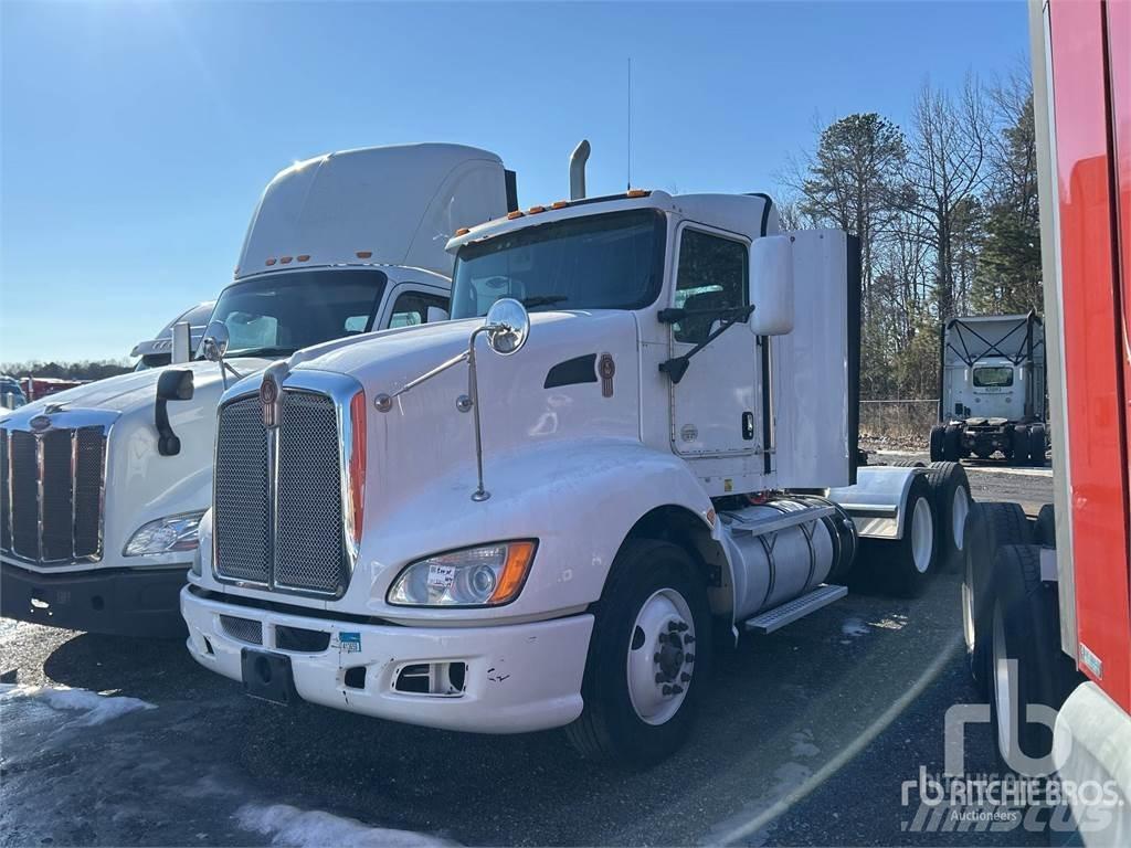 Kenworth T660 Седельные тягачи