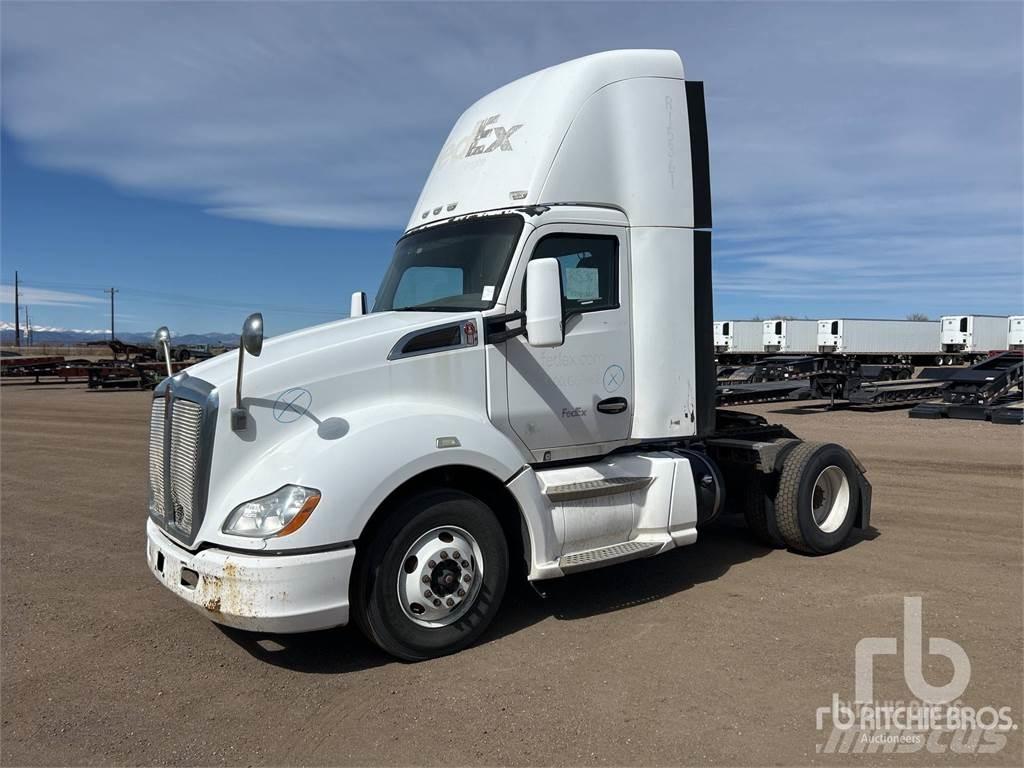 Kenworth T680 Седельные тягачи