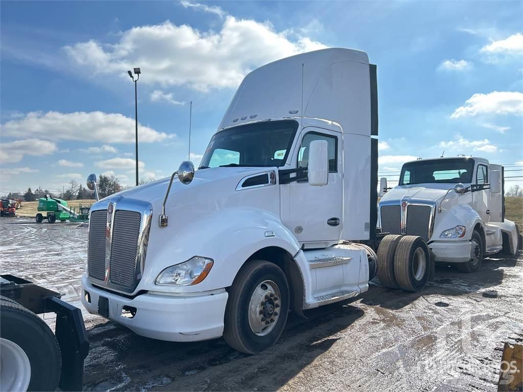 Kenworth T680 Седельные тягачи