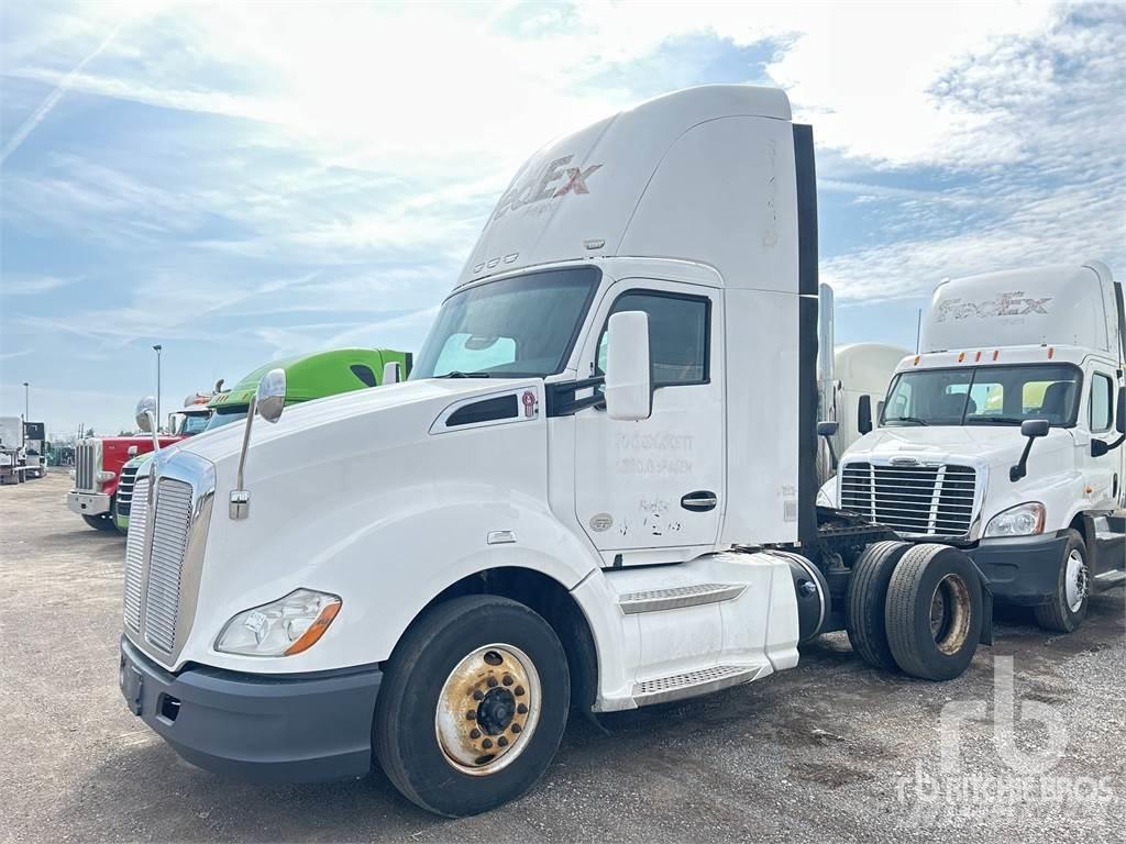 Kenworth T680 Седельные тягачи