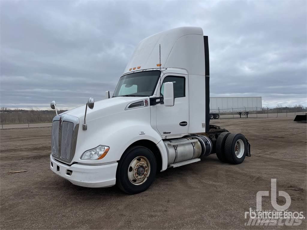 Kenworth T680 Седельные тягачи