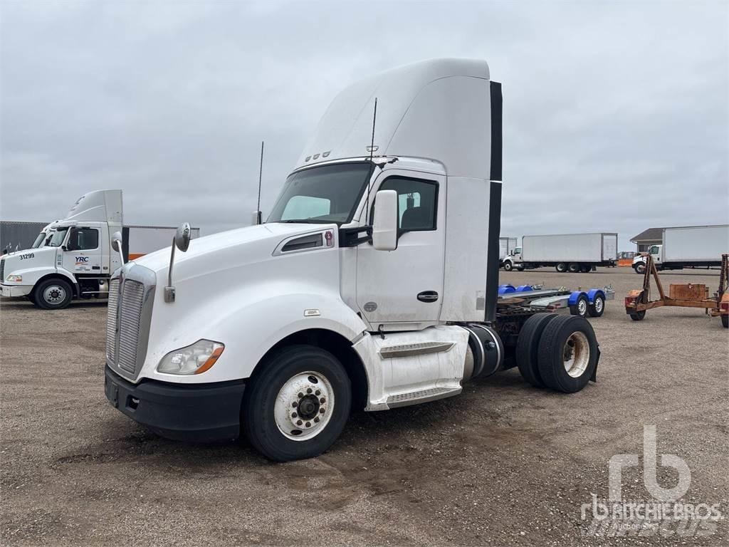 Kenworth T680 Седельные тягачи