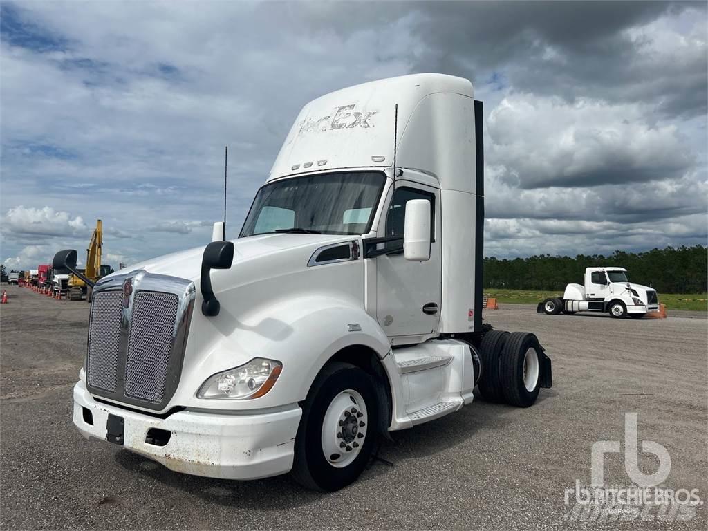 Kenworth T680 Седельные тягачи