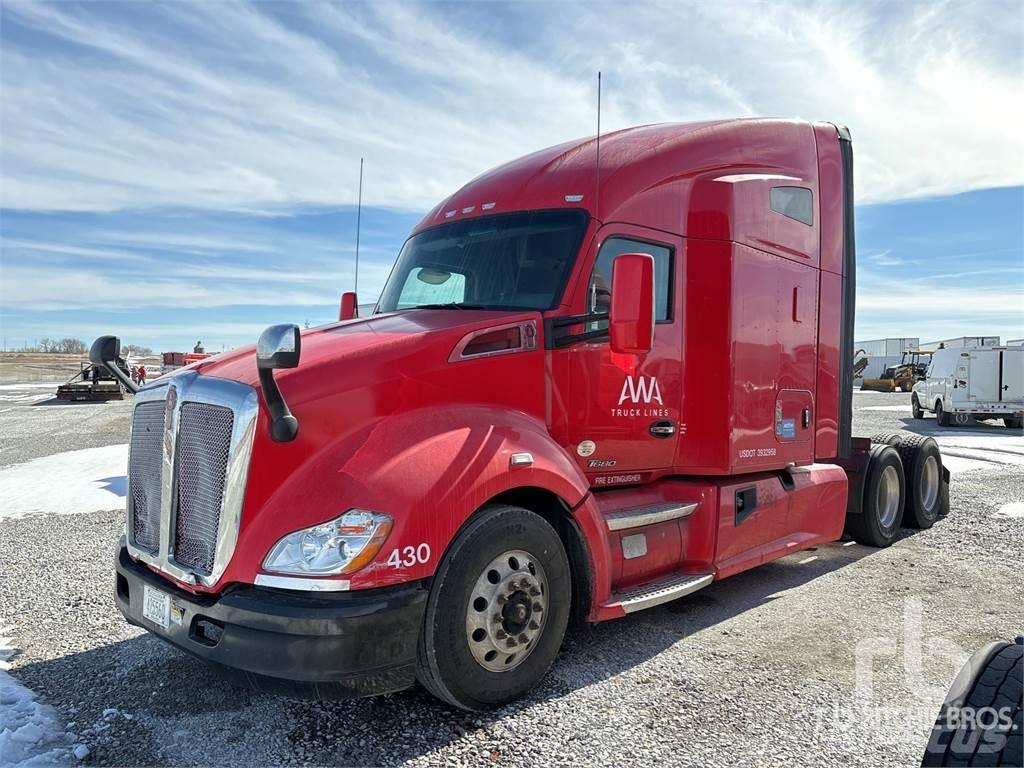 Kenworth T680 Седельные тягачи