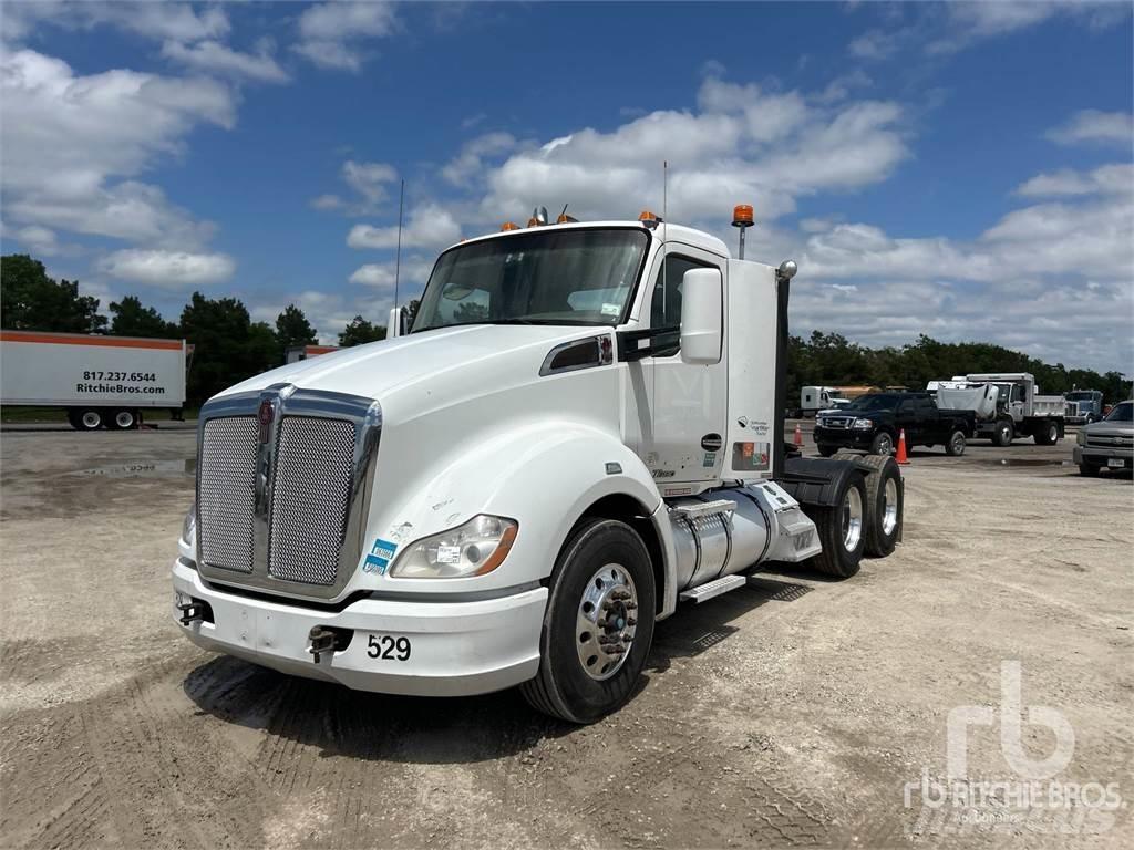 Kenworth T680 Седельные тягачи