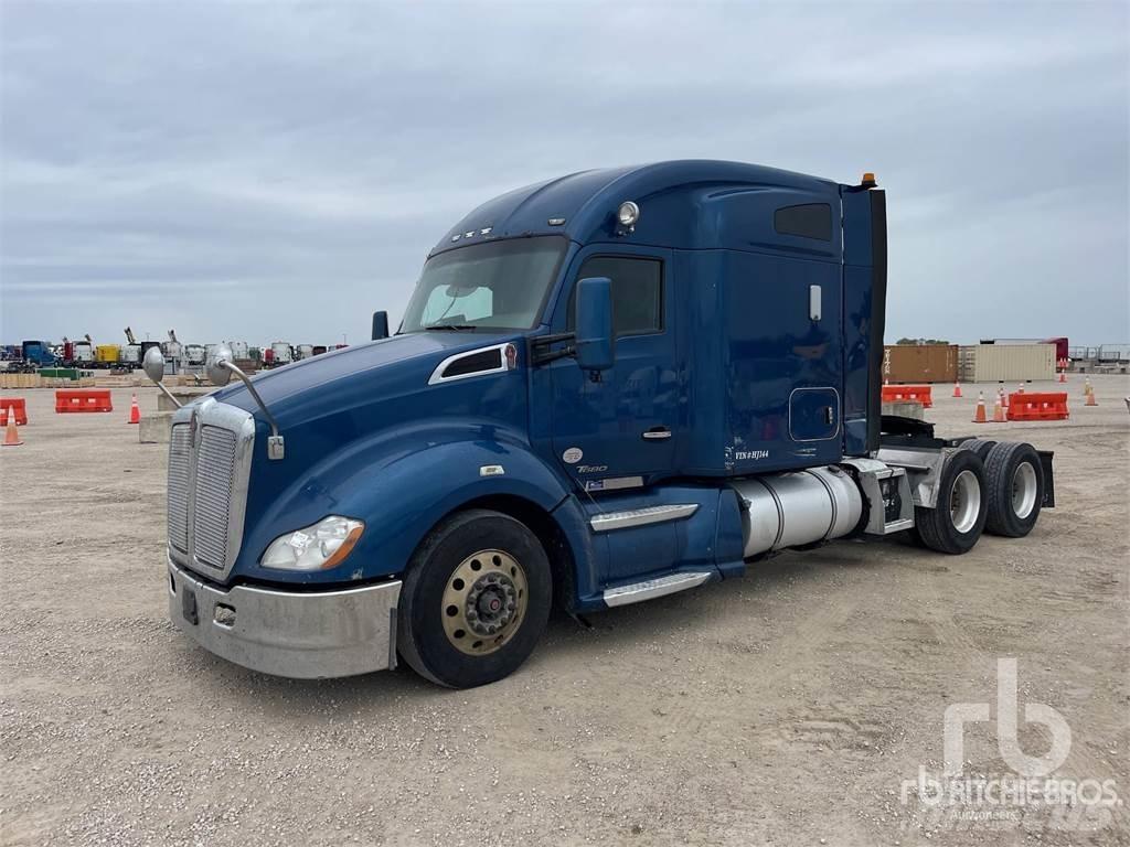 Kenworth T680 Седельные тягачи