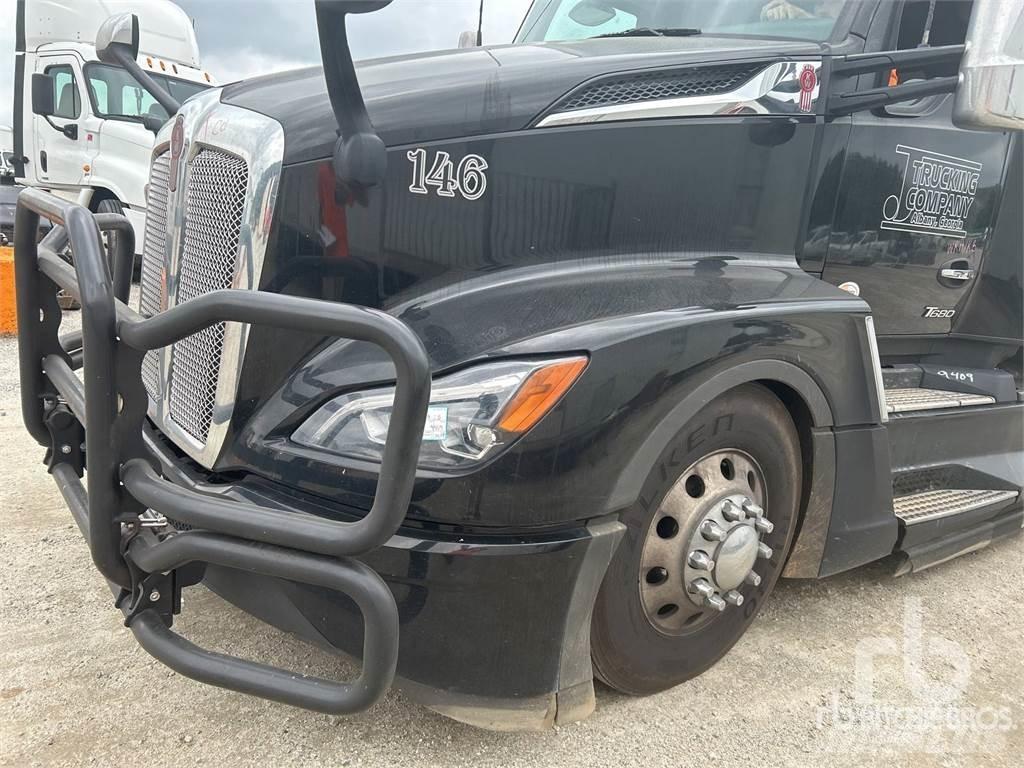 Kenworth T680 Седельные тягачи